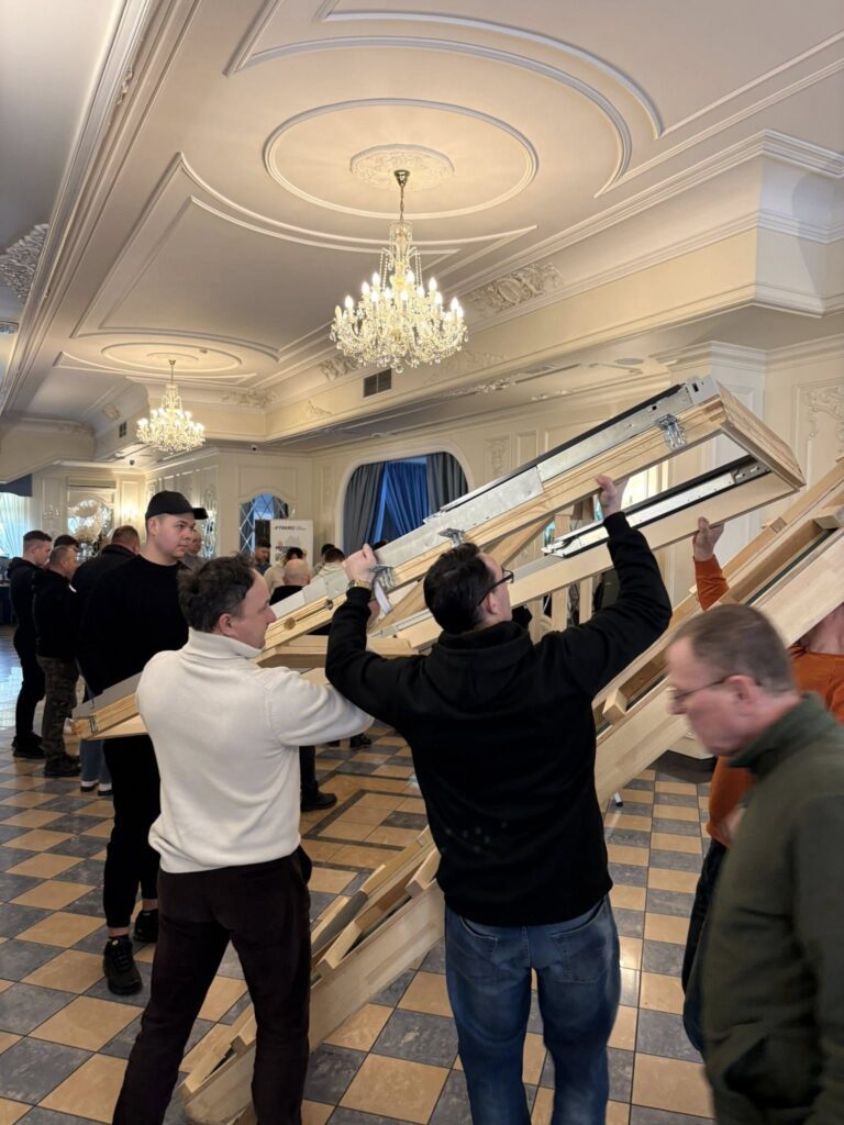 FAKRO szkolenie techniczne okien dachowych