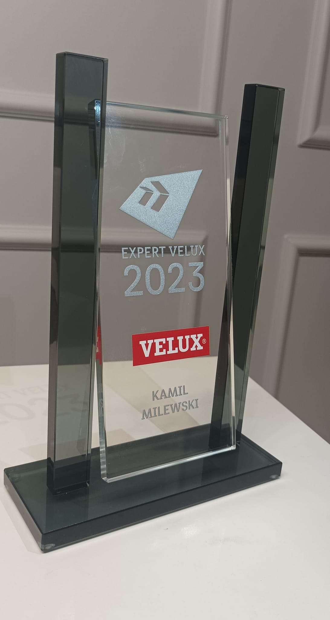 montaż okien dachowych przez certyfikowanego Expert Velux